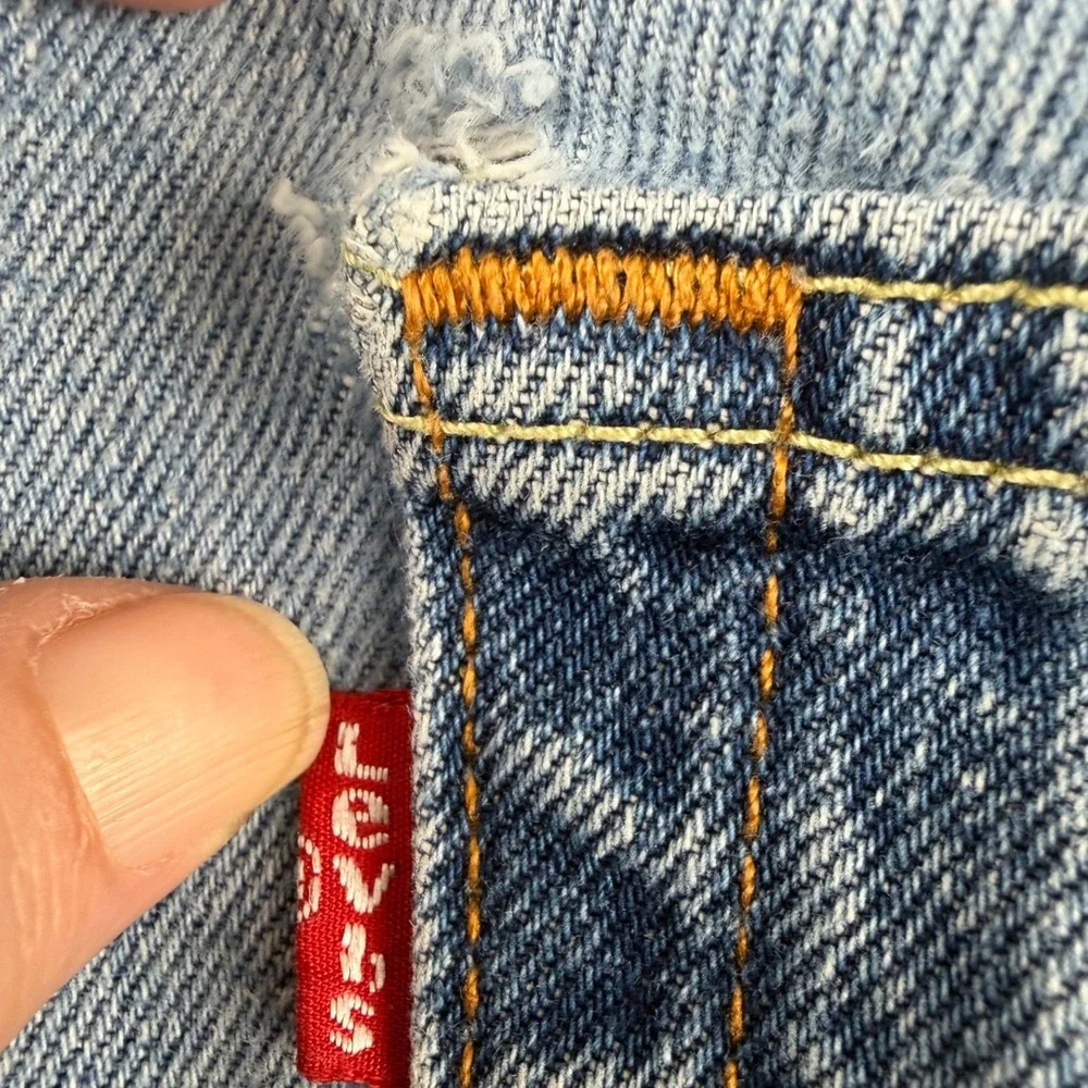 Levis 505 Regular Fit Straight Leg Jeans Mens 36x31 Light Wash Blue Denim